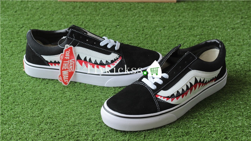 Vans Old Skool Shark Black White